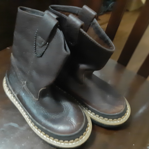 Georgia Boot - Picture 2 of 2